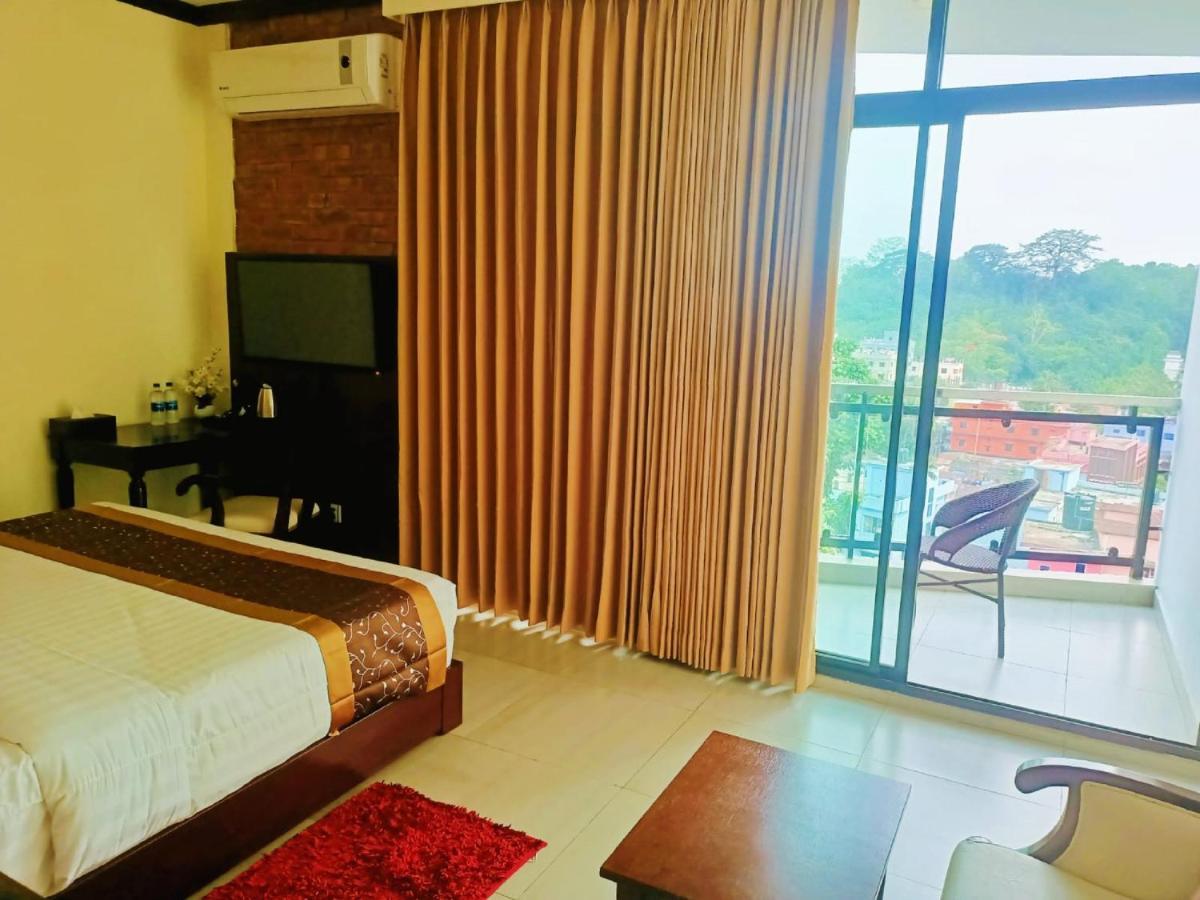 Hotel Crystal Rose - Sylhet Ngoại thất bức ảnh