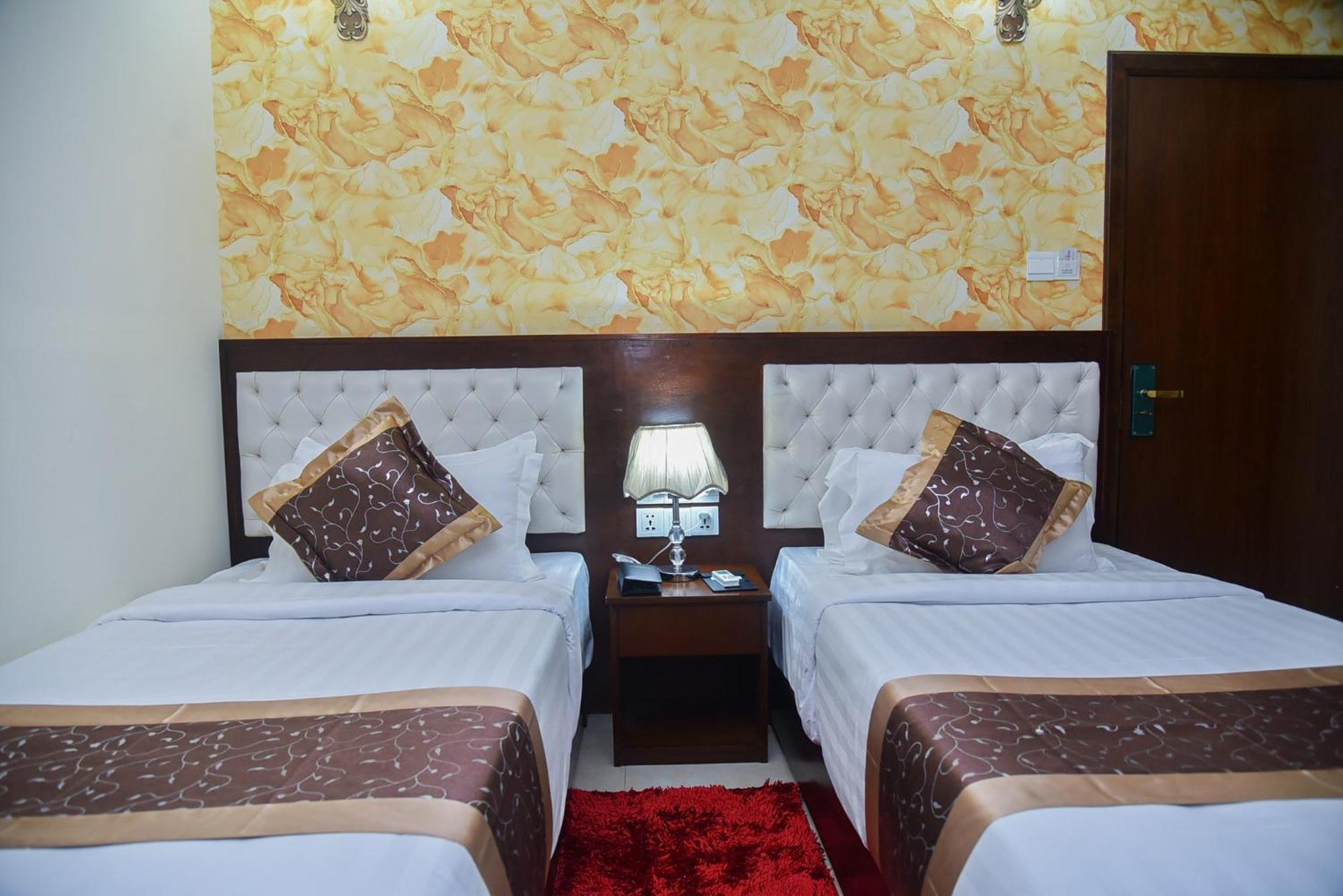 Hotel Crystal Rose - Sylhet Ngoại thất bức ảnh